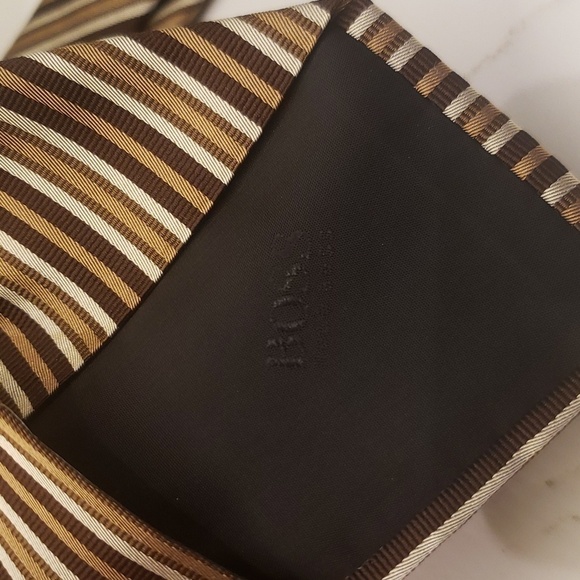 Hugo Boss Tie Brown Diagonal Stripes 100% Silk Italy 57"long 3.25"w - Picture 4 of 7
